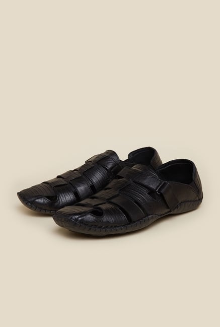 J. Fontini by Mochi Black Leather Fisherman Sandals J. Fontini by Mochi Black Leather Fisherman Sandals