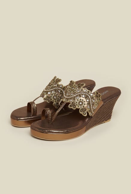 Mochi Antique Gold Toe Ring Sandals Mochi Antique Gold Toe Ring Sandals