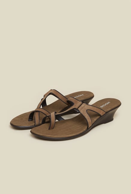 Mochi Tan Cross Strap Wedges Mochi Tan Cross Strap Wedges