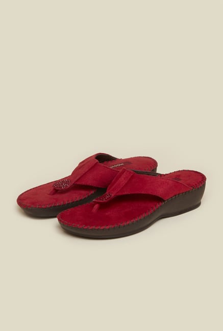 Mochi Red Flat Thong Sandals Mochi Red Flat Thong Sandals