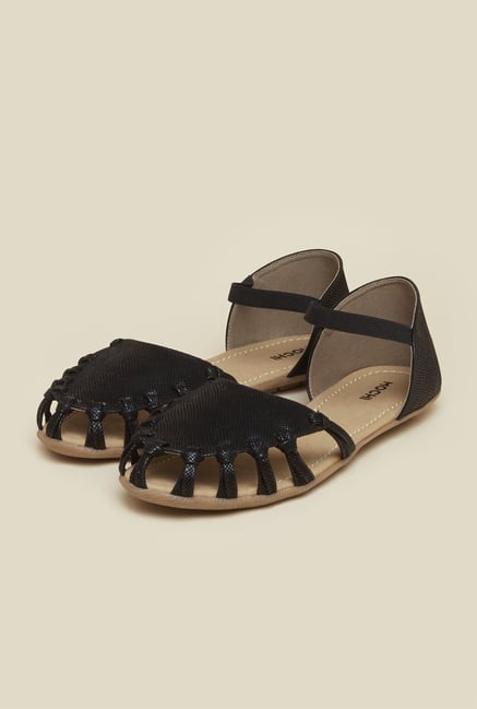 Mochi Black Flat Sandals Mochi Black Flat Sandals