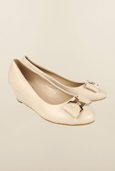 Cobblerz Beige Moccasin Shoes Cobblerz Beige Moccasin Shoes