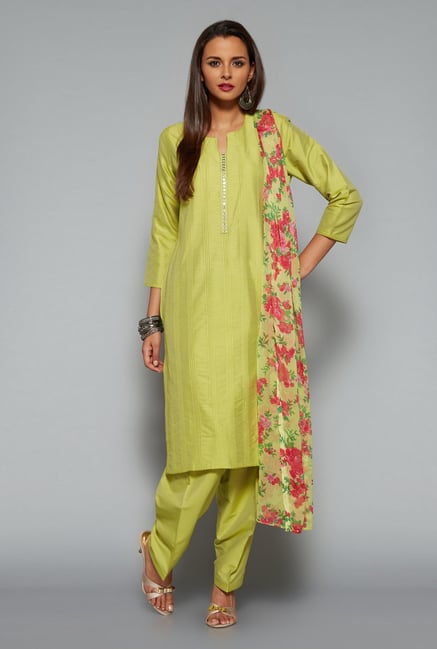 Vark Green Embroidered Churidar Suit Set Vark Green Embroidered Churidar Suit Set