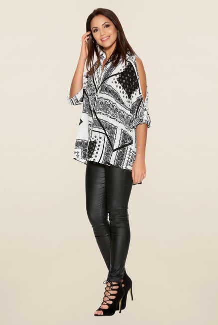 Quiz Black & White Printed Shirt Quiz Black & White Printed Shirt