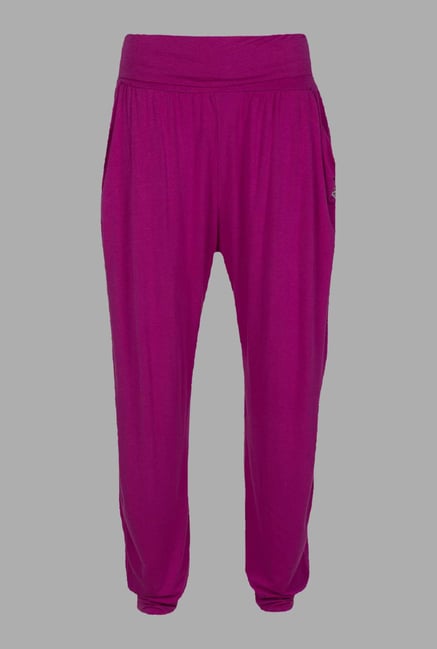 Doone Pink Regular Fit Training Capri Doone Pink Regular Fit Training Capri
