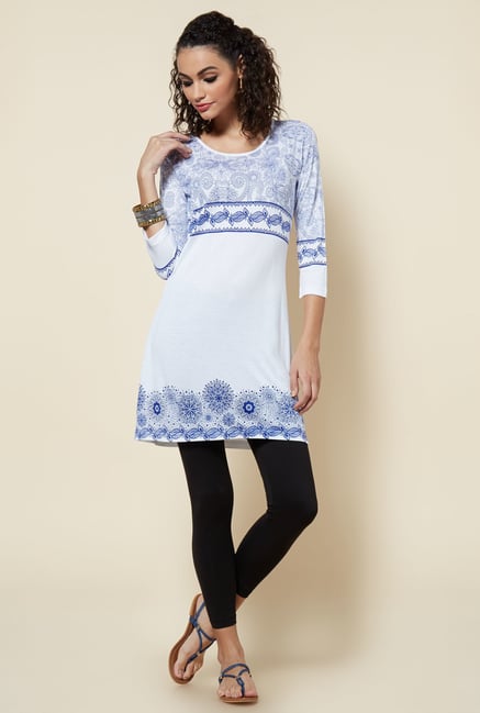 Zudio White Floral Printed Slim Fit Kurti Zudio White Floral Printed Slim Fit Kurti