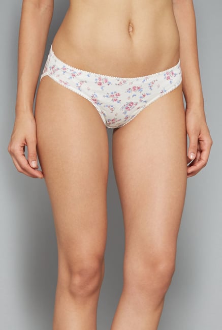 Wunderlove Pink, White, Blue Printed Panties (Pack Of 4) Wunderlove Pink, White, Blue Printed Panties (Pack Of 4)