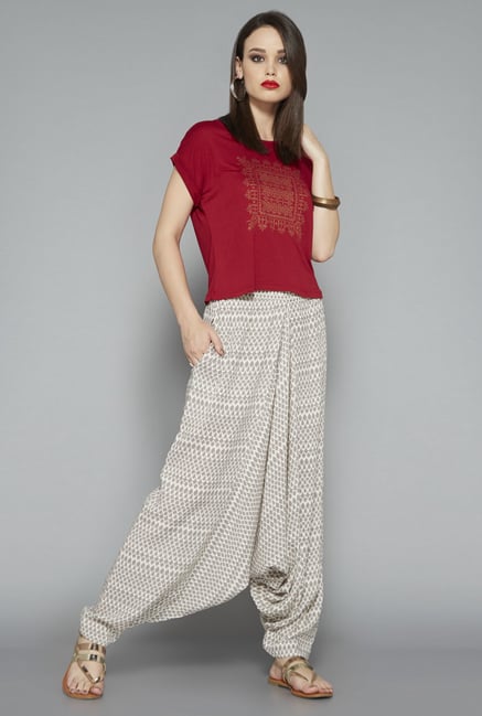 Bombay Paisley Maroon Printed Crop Top Bombay Paisley Maroon Printed Crop Top
