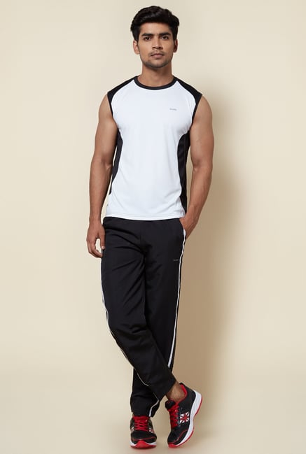 Zudio White Solid T Shirt Zudio White Solid T Shirt
