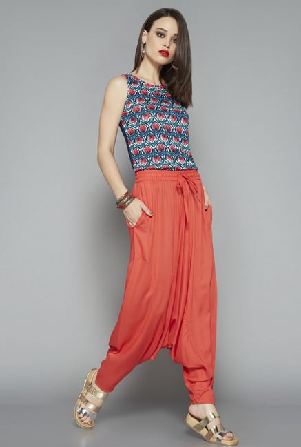Bombay Paisley Indigo Floral Printed Top Bombay Paisley Indigo Floral Printed Top