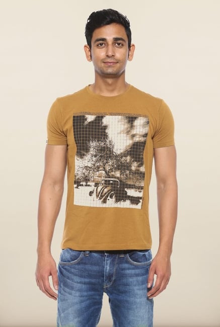 Spykar Camel Graphic Printed T shirt Spykar Camel Graphic Printed T shirt