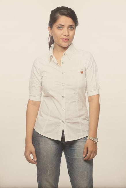 Spykar White Solid Casual Shirt Spykar White Solid Casual Shirt