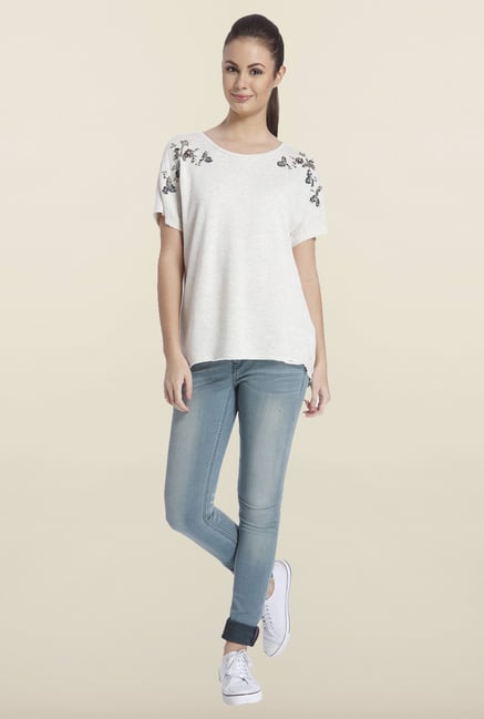 Only White Embellished Top Only White Embellished Top