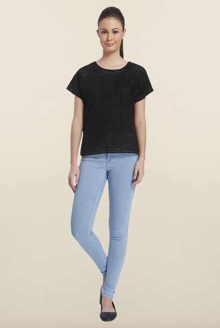 Only Black Round Neck Cotton Top Only Black Round Neck Cotton Top