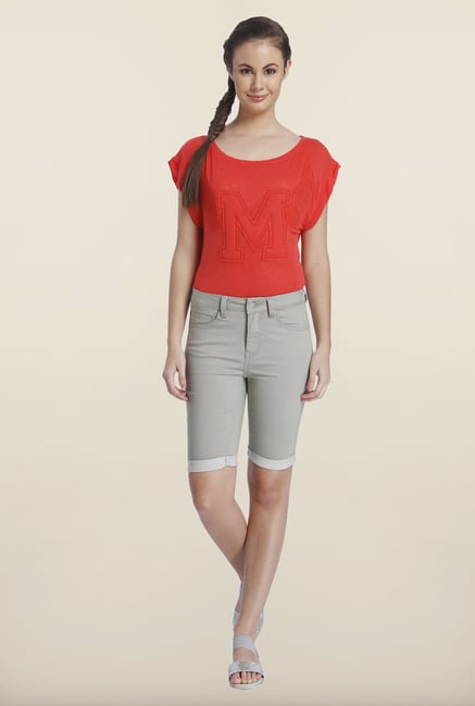 Only Grey Solid Skinny Fit Shorts Only Grey Solid Skinny Fit Shorts