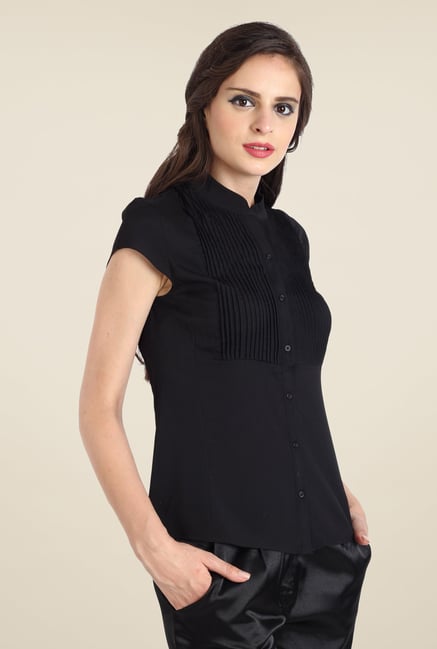 Avirate Black Solid Short Sleeve Shirt Avirate Black Solid Short Sleeve Shirt