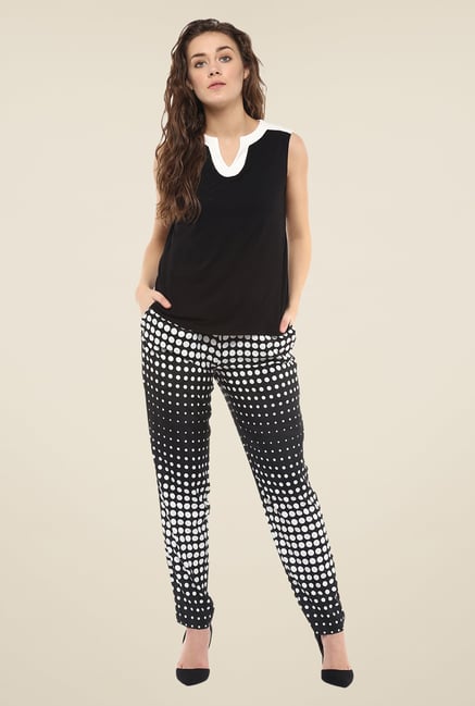 Avirate Black Solid Top Avirate Black Solid Top