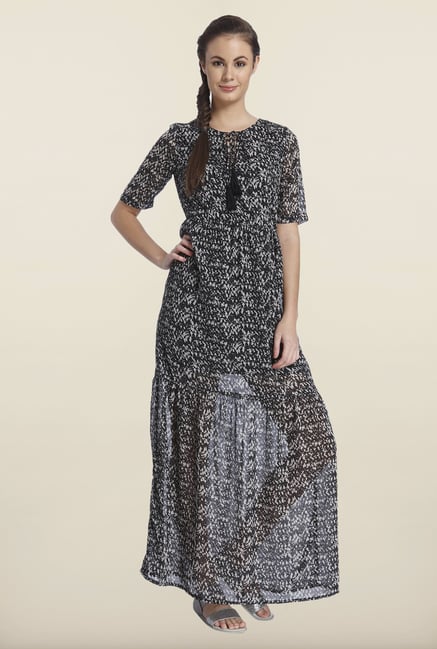 Only Black Printed Maxi Dress Only Black Printed Maxi Dress