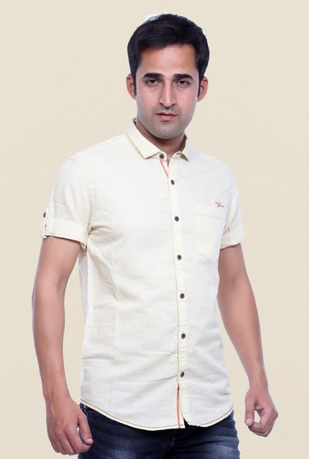 Mufti White Solid Slim Fit Shirt Mufti White Solid Slim Fit Shirt