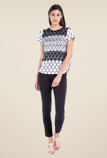 Avirate White & Black Printed Top Avirate White & Black Printed Top