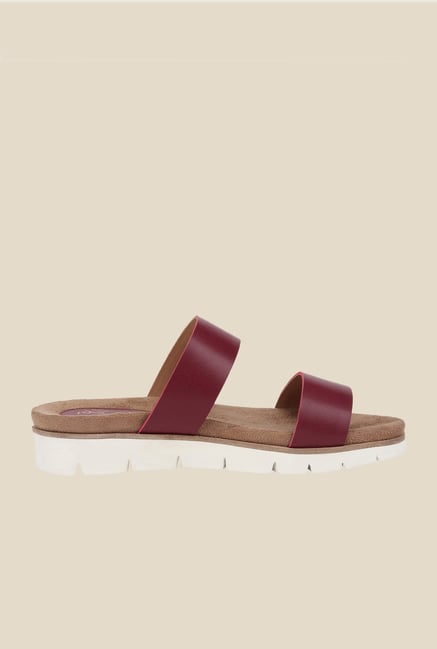 La Briza Maroon Slide Sandals La Briza Maroon Slide Sandals