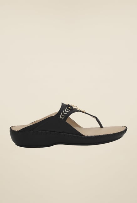 La Briza Black Thong Sandals La Briza Black Thong Sandals