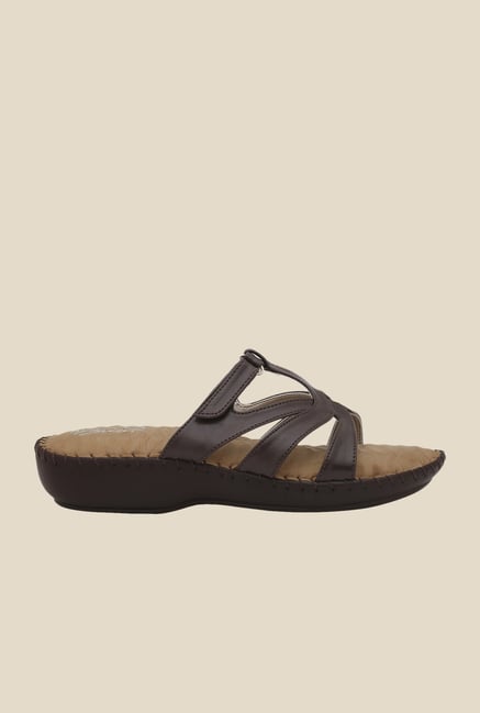 La Briza Brown Slide Sandals La Briza Brown Slide Sandals