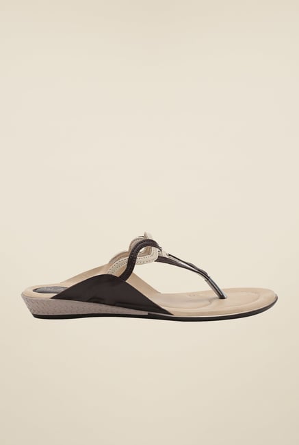 La Briza Brown Flat Thong Sandals La Briza Brown Flat Thong Sandals