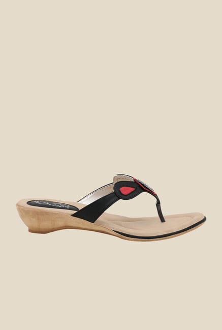 La Briza Black Thong Sandals La Briza Black Thong Sandals