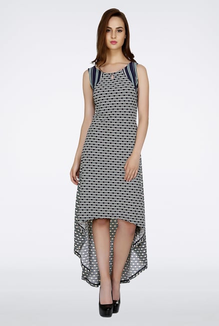 109 F Dark Blue Printed Sleeveless Top 109 F Dark Blue Printed Sleeveless Top