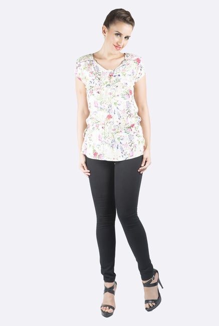 109 F Off-White Floral Print Top 109 F Off-White Floral Print Top