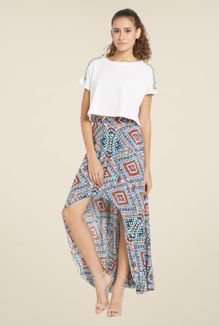 Globus White Solid Short Sleeve Crop Top Globus White Solid Short Sleeve Crop Top