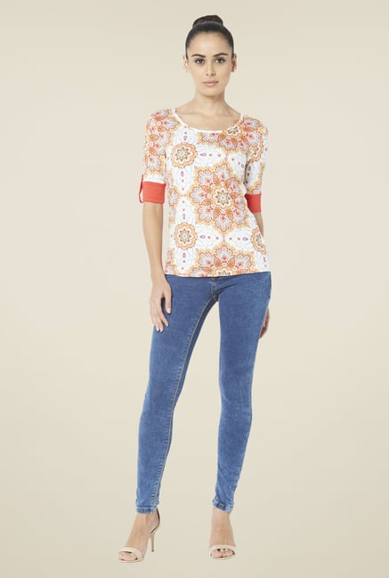 Globus White Elbow Sleeves Top Globus White Elbow Sleeves Top