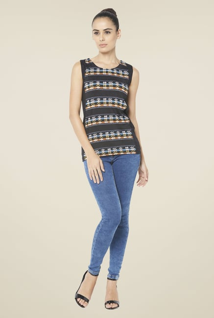 Globus Black Round Neck Sleeveless Top Globus Black Round Neck Sleeveless Top