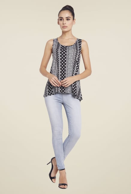 Globus Black Sleeveless Printed Top Globus Black Sleeveless Printed Top