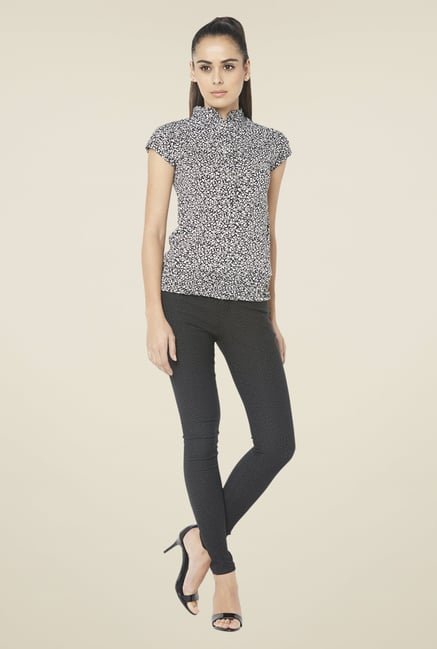 Globus Black Short Sleeve Printed Top Globus Black Short Sleeve Printed Top
