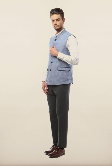 Van Heusen Blue Solid Waistcoat Van Heusen Blue Solid Waistcoat