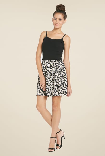Globus Black Floral Printed Mini Skirt Globus Black Floral Printed Mini Skirt