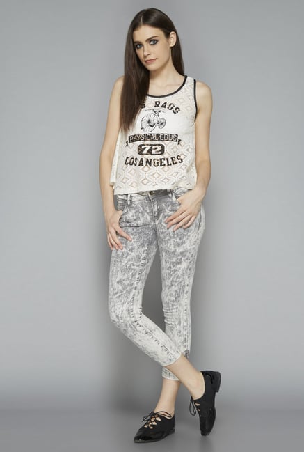 Nuon by Westside White Printed Vest Nuon by Westside White Printed Vest
