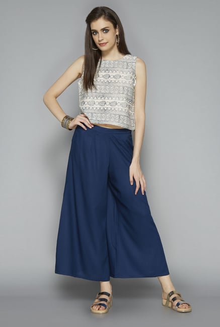 Bombay Paisley by Westside Off White Printed Crop Top Bombay Paisley by Westside Off White Printed Crop Top