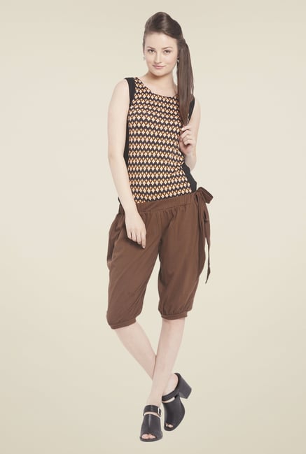 Globus Brown Solid Capris Globus Brown Solid Capris