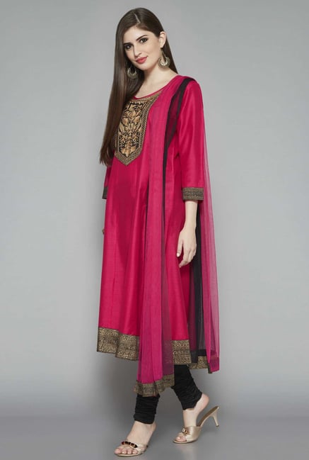 Vark by Westside Pink Embroidered Suit Set Vark by Westside Pink Embroidered Suit Set