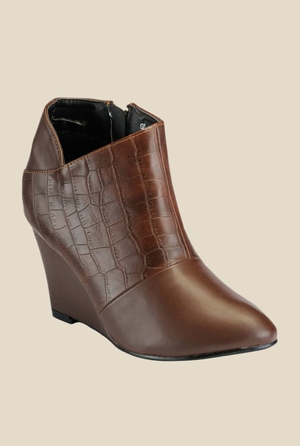 Yepme Brown Wedge Heeled Boots Yepme Brown Wedge Heeled Boots