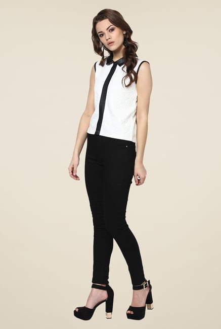 Yepme Scarlett White & Black Party Top Yepme Scarlett White & Black Party Top