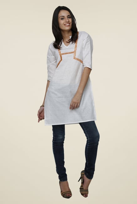 Yepme White Viera Solid Kurti Yepme White Viera Solid Kurti