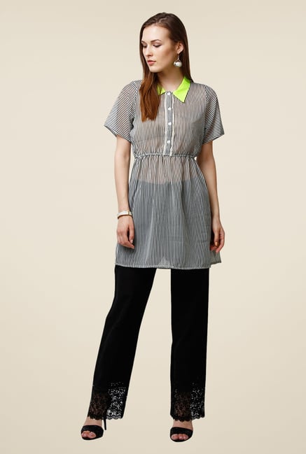 Yepme White Ressee Shirt Style Kurti Yepme White Ressee Shirt Style Kurti