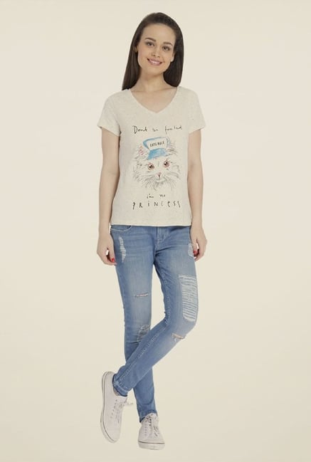 Only White Graphic T-shirt Only White Graphic T-shirt