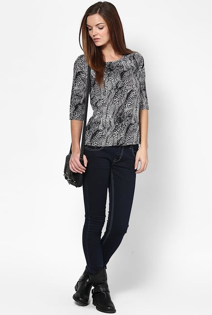 Only Black Printed Top Only Black Printed Top