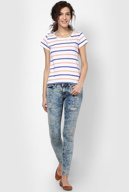 Only White Striped Top Only White Striped Top