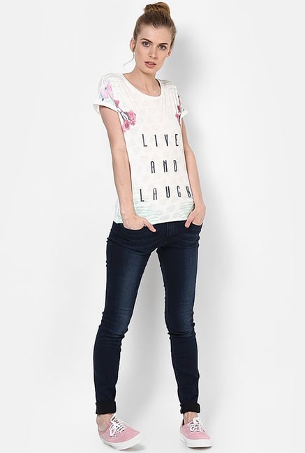 Only White Printed Top Only White Printed Top